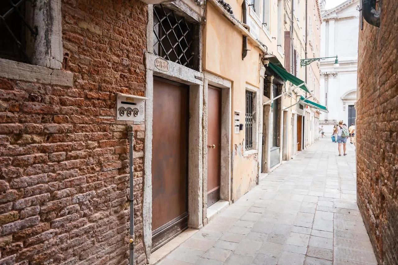 San Polo Studio Apartment Venice