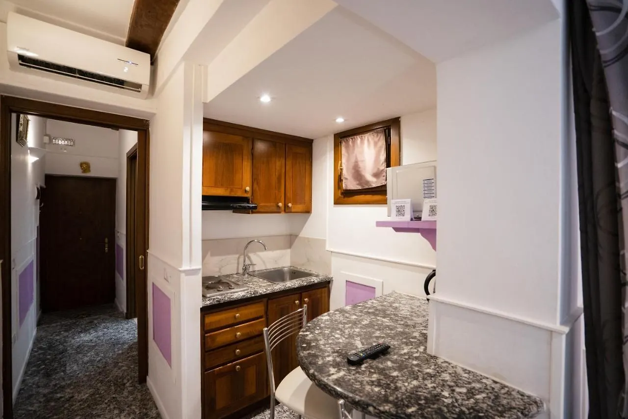San Polo Studio Apartment Venice